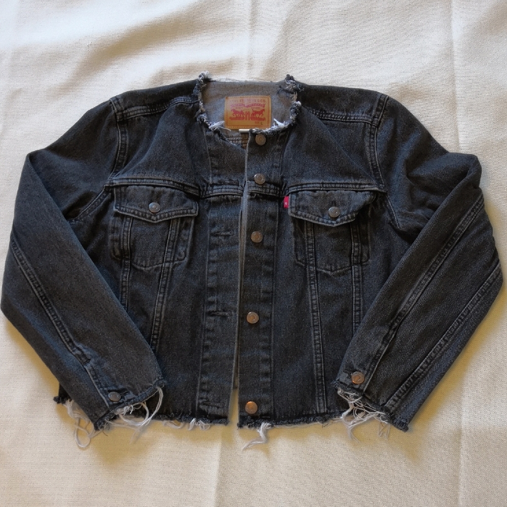 Levi's Charcoal Frayed Raw Hem Womens Denim Jacket size L